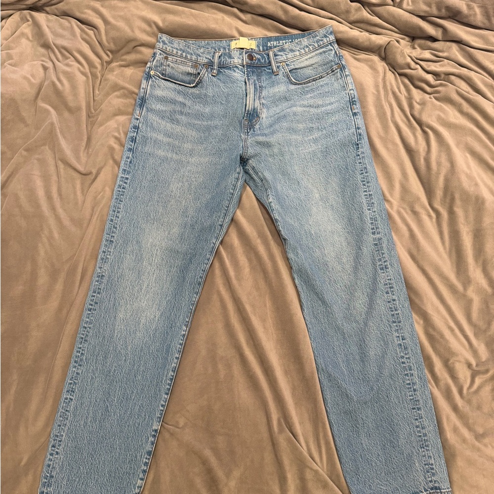 Madewell Light Blue Athletic Straight Leg Jeans